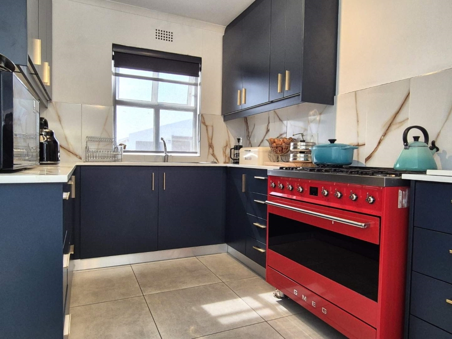 4 Bedroom Property for Sale in Marina Da Gama Western Cape